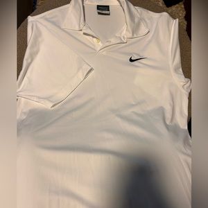 WHITE NIKE GOLF SHIRT